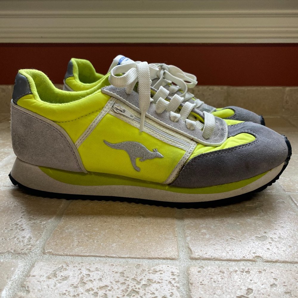 Retro KangaROOS Side Zipper Sneakers